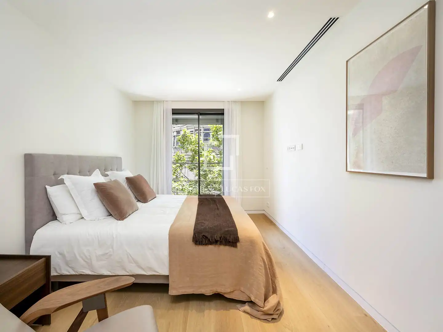 Bedroom of Flat for sale in Barcelona  with Air Conditioner, Terrace and Swimming Pool