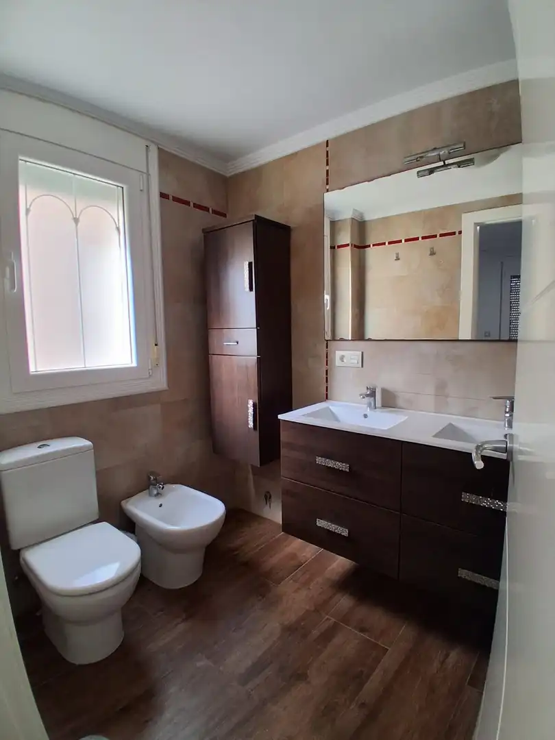 Badezimmer von Einfamilien-Reihenhaus zum Verkauf in Roquetas de Mar