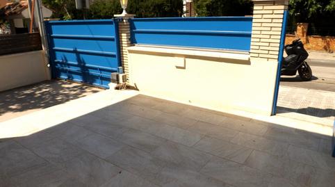 Foto 3 de Casa adosada en venda a Carrer de Finlàndia, Segur de Calafell, Tarragona