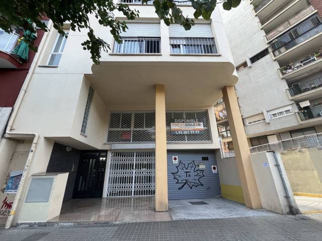 Local comercial en Alquiler en Mare de Déu de Port, 385 en La Marina del Port