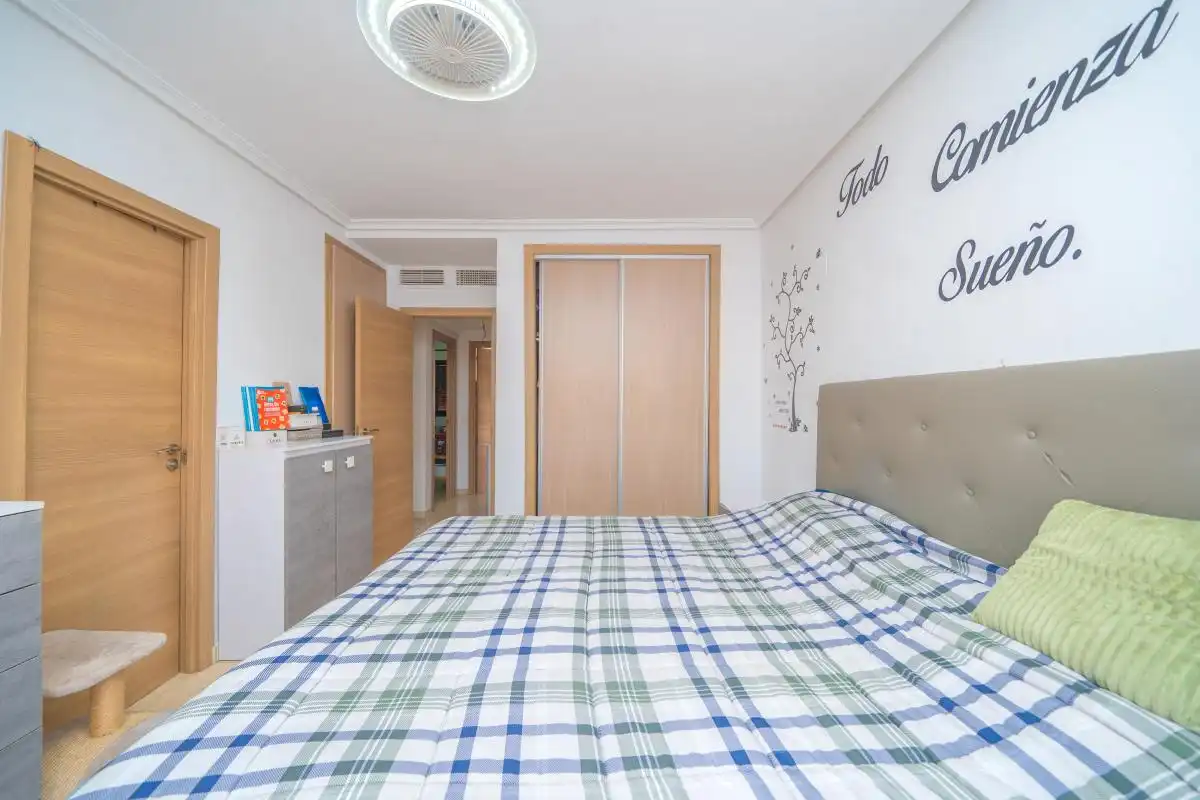 Dormitori de Casa adosada en venda en La Nucia amb Aire condicionat, Calefacció i Terrassa