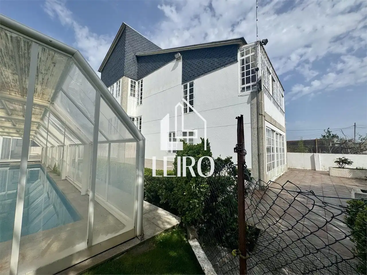 Vista exterior de Casa o chalet en venta en A Illa de Arousa  con Calefacción, Jardín privado y Parquet