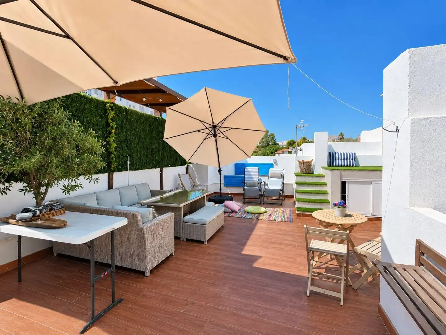 Casa amb piscina en venda a Calle JOSE MARIA FREUILLER