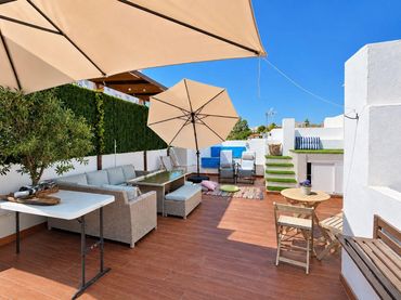 Casa amb piscina en venda a Calle JOSE MARIA FREUILLER
