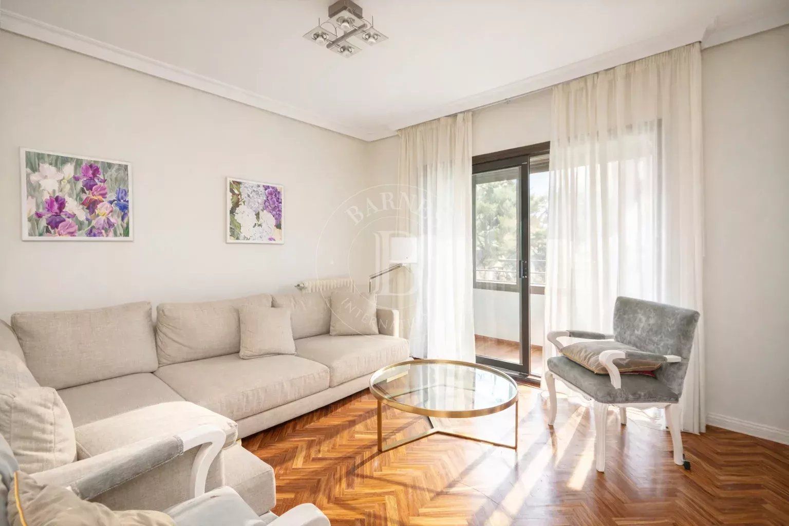 Living room of Flat for sale in  Madrid Capital  with Air Conditioner, Heating and Storage room