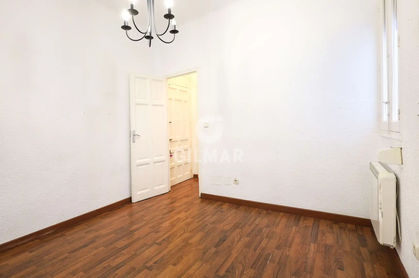 Habitación de Piso en venta en Madrid con Calefacción