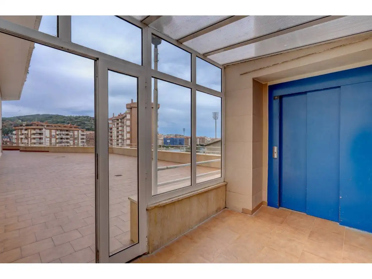 Exterior view of Flat for rent in Castro-Urdiales  with Heating and Terrace