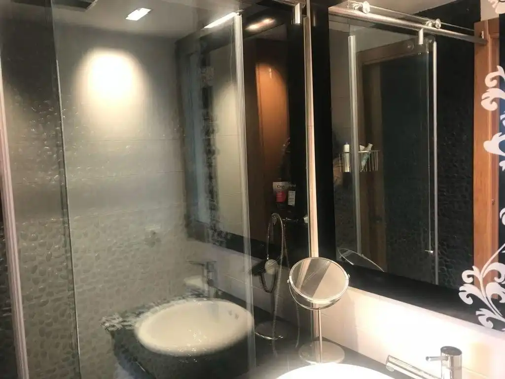 Badezimmer von Wohnung zur Miete in Cullera mit Klimaanlage, Terrasse und Möbliert