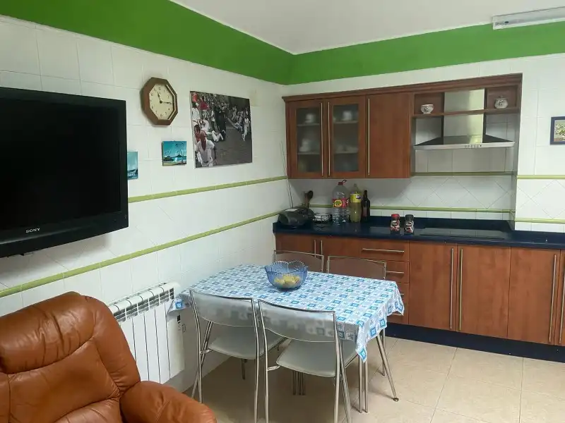 Kitchen of Houses for sale in Fuente de Cantos  with Air Conditioner, Heating and Terrace
