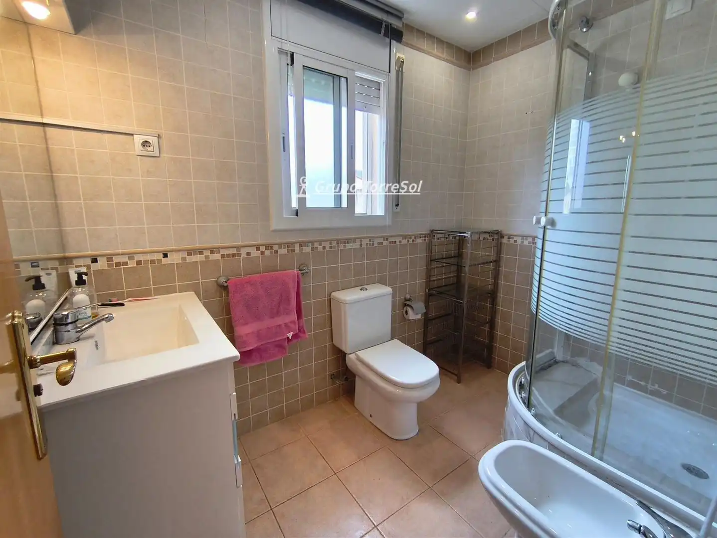 Baño de Casa adosada en venta en Montferri con Aire acondicionado, Calefacción y Terraza