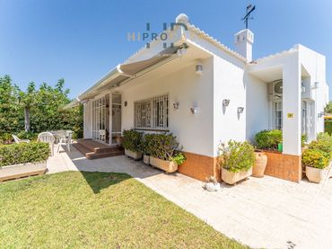 Detached house for sale in GArbi