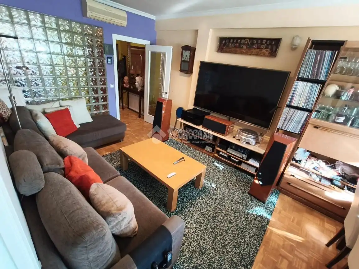 Sala de estar de Piso en venta en Madrid