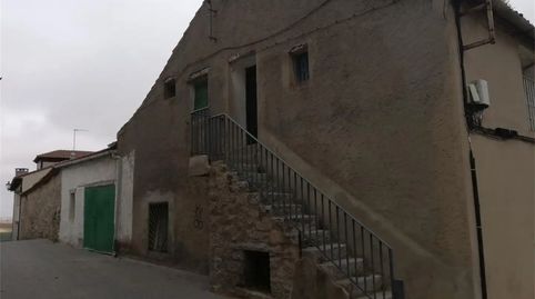 Foto 3 de Casa adosada en venta en Calle Bonifacio de Blas, Villacastín, Segovia