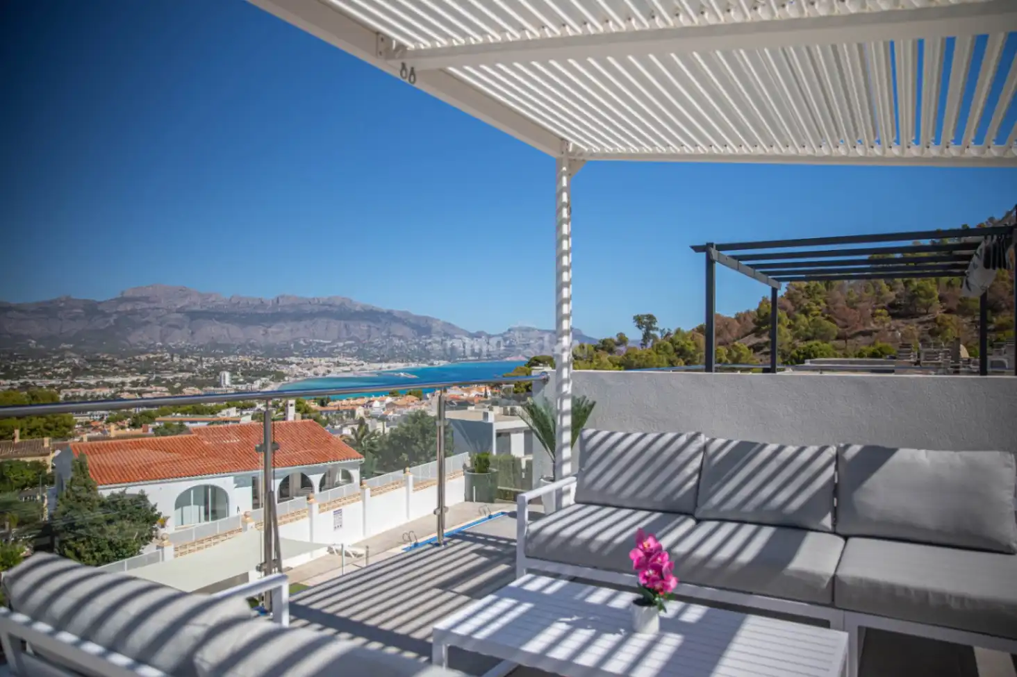 Terrasse von Haus oder Chalet zum Verkauf in L'Alfàs del Pi mit Klimaanlage, Heizung und Privatgarten