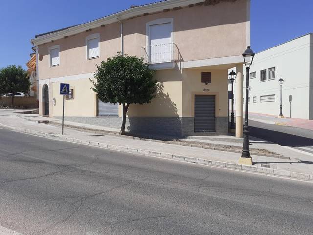 Local comercial en Venta en Almodóvar del Río