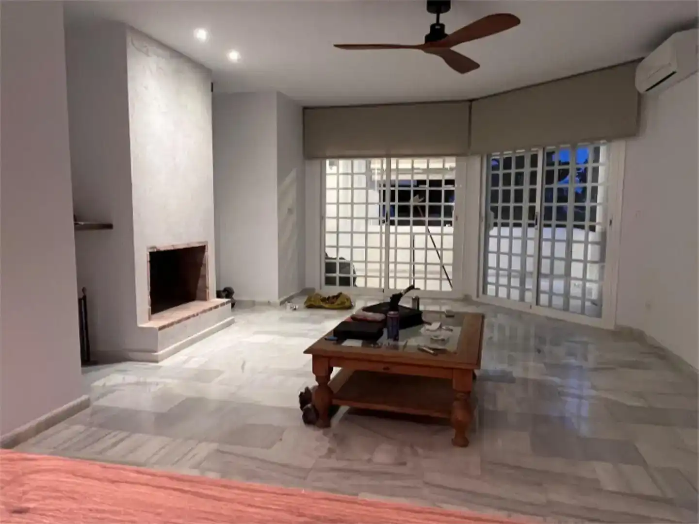 Sala d'estar de Casa adosada de lloguer en Elviria - Cabopino
