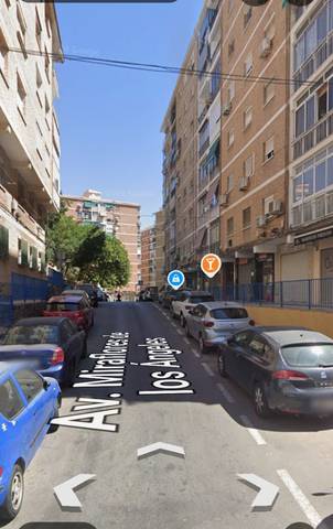 Local comercial en Alquiler en Parque Victoria Eugenia