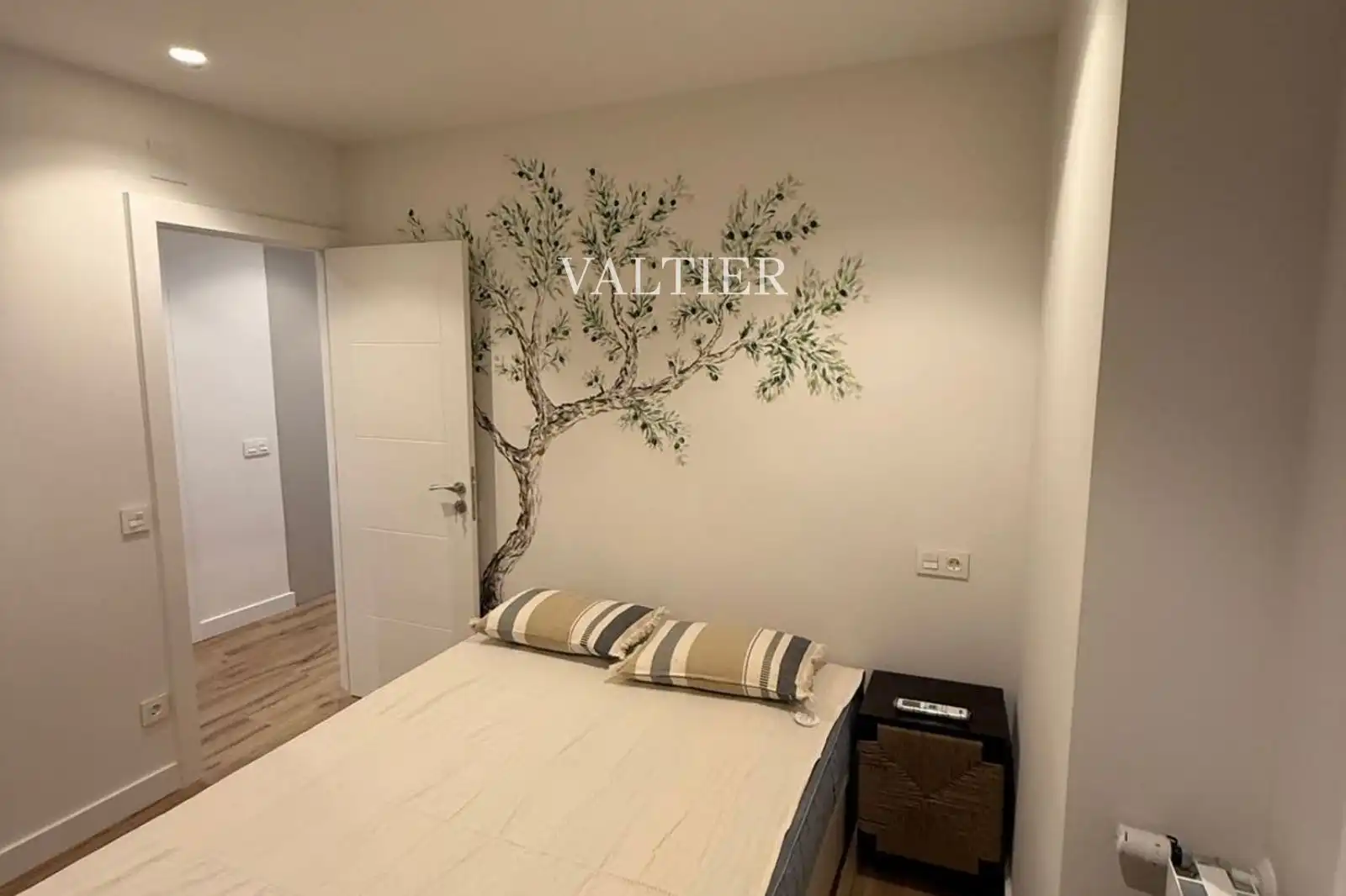 Bedroom of Flat for rent in Madrid  with Air Conditioner, Heating and Terrace