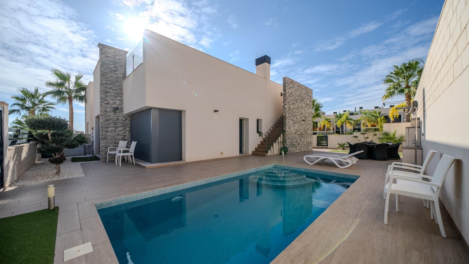 Swimming pool of House or chalet to rent in Finestrat  with Air Conditioner, Heating and Private garden