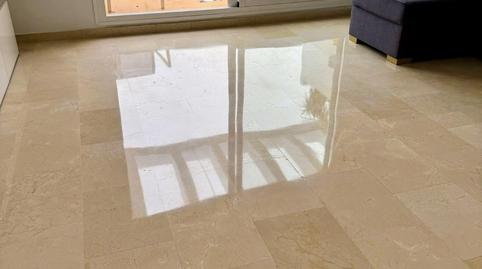 Foto 3 de Piso en venta en Los Nadales - Tio Charles, Benalmádena