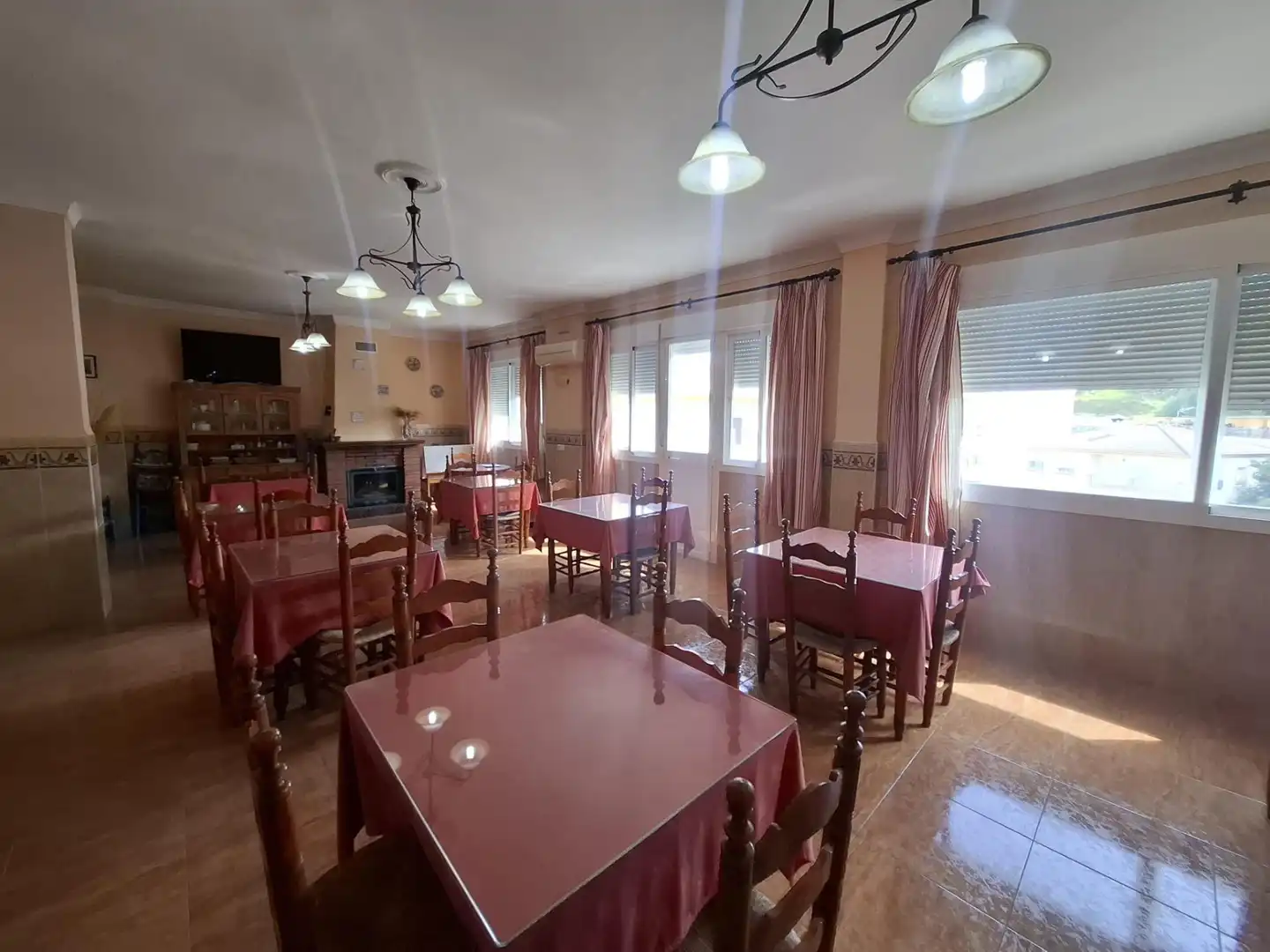 Edificio en venta en Tolox
