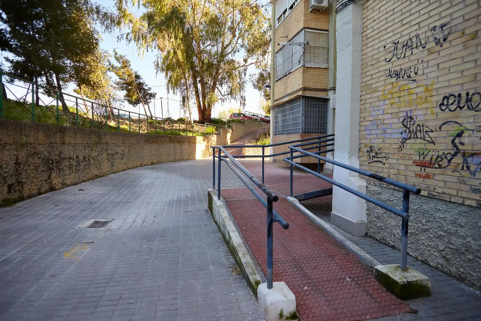 Vista exterior de Pis en venda en Jaén amb Aire condicionat