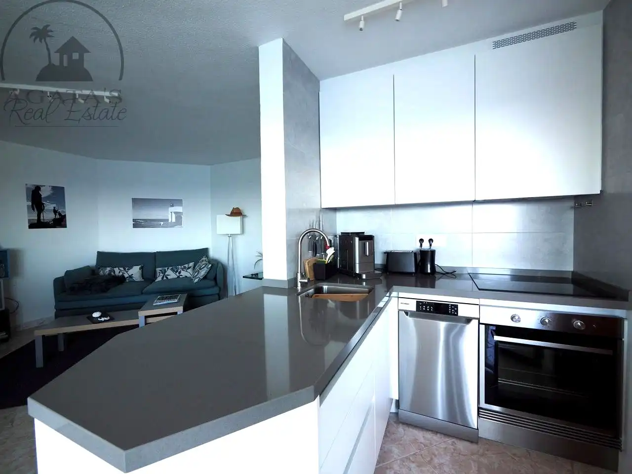 Cocina de Ático en venta en Los Silos con Piscina comunitaria