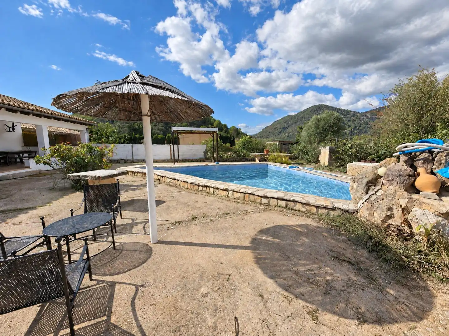 Villa mit Pool zur Miete in Campanet