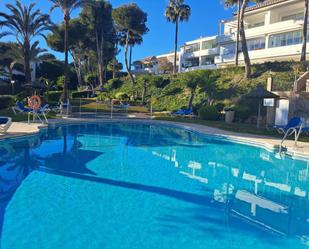 Piscina de Apartament de lloguer en Mijas amb Aire condicionat, Terrassa i Piscina