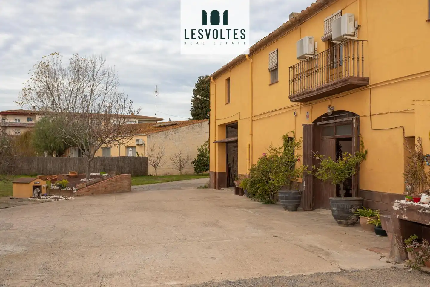 Vista exterior de Casa o chalet en venta en Verges con Aire acondicionado, Jardín privado y Parquet