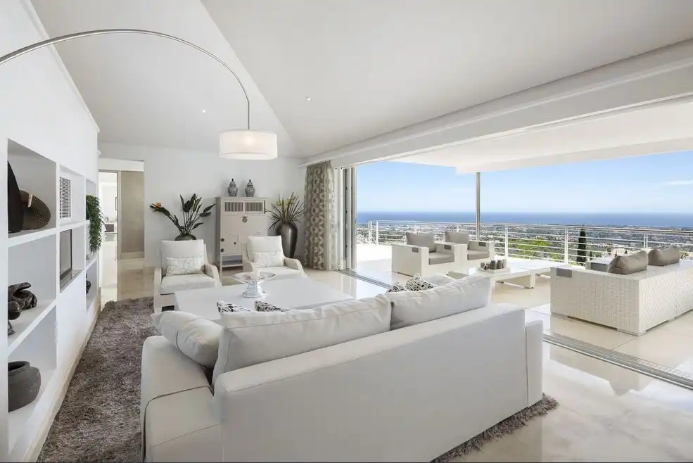 Chalet en venta en Benahavís pueblo, imagen 2