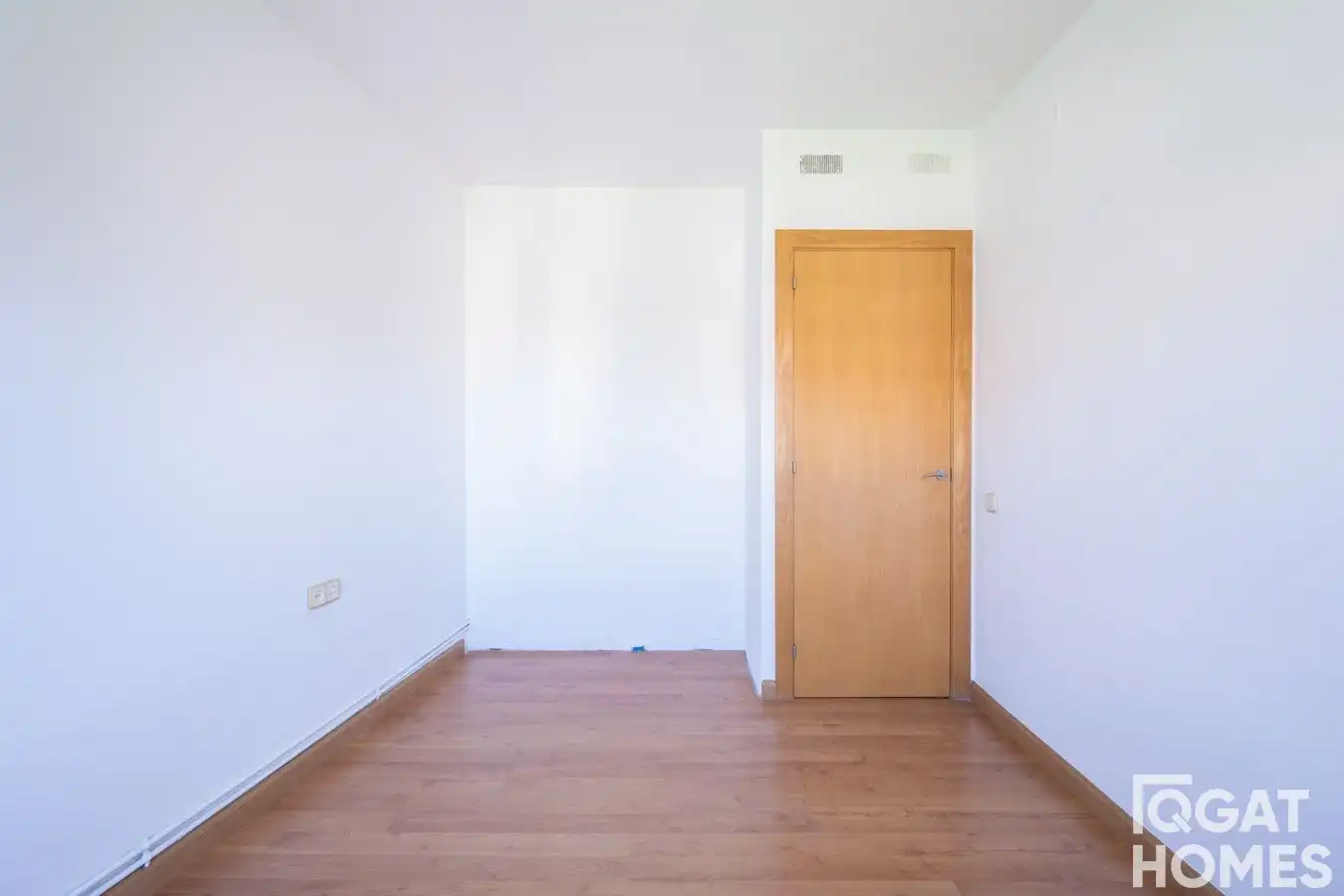 Flat for rent in torrent de la bomba, Centre - Estació