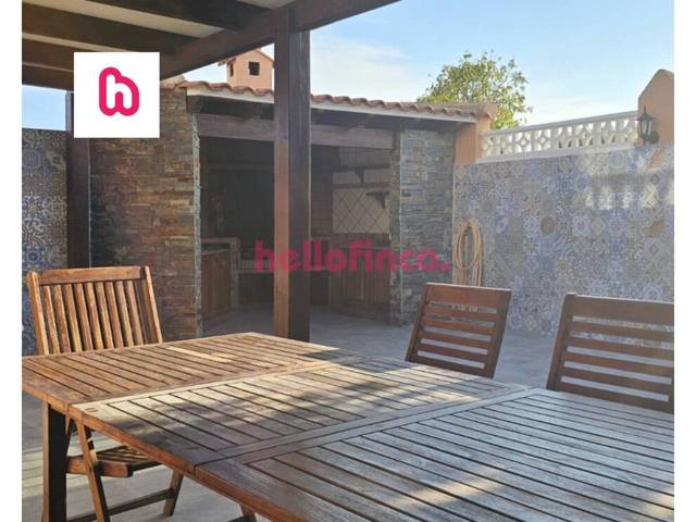 Casa adosada en Venta en Calle Cottolengo en Haygon - Universidad