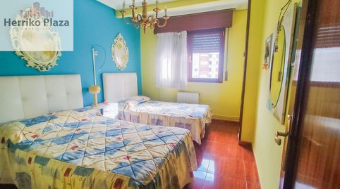 Foto 3 de Piso en venta en Rontegui - Pormetxeta, Barakaldo
