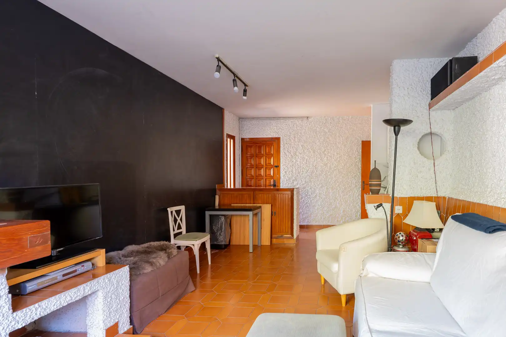 Sala d'estar de Casa o xalet en venda en Majadahonda amb Calefacció, Jardí privat i Parquet