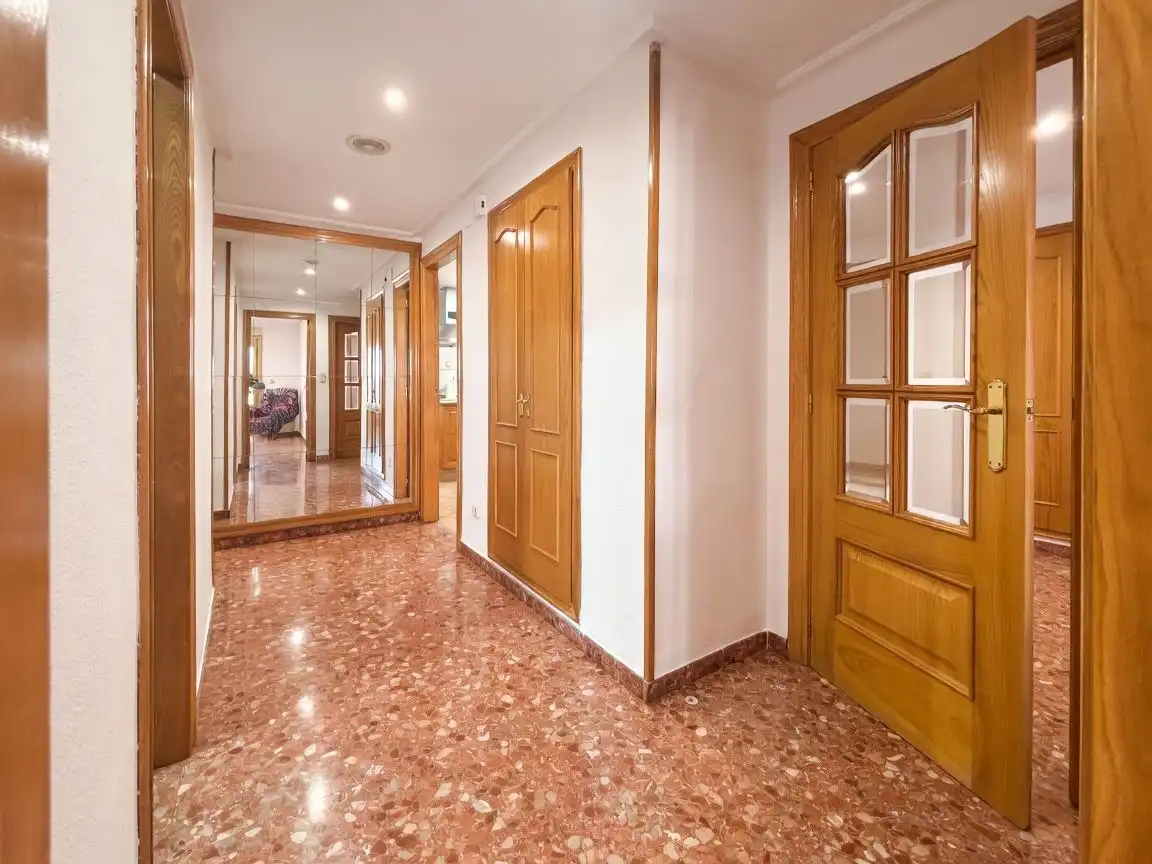 Flat with terrace for sale in Carrer del Cid 11, imagen 18