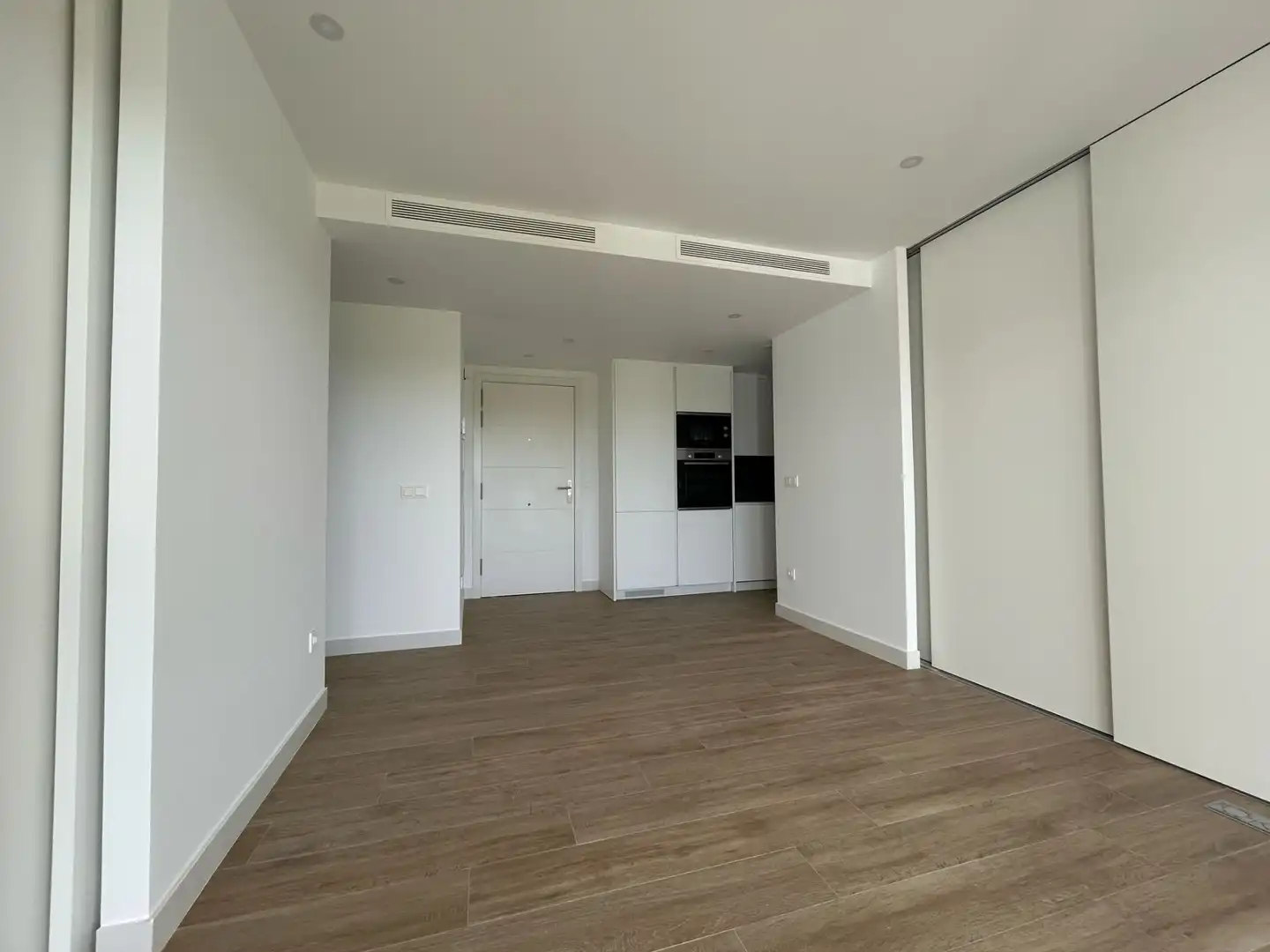 Living room of Flat for sale in Casares  with Air Conditioner, Heating and Parquet flooring