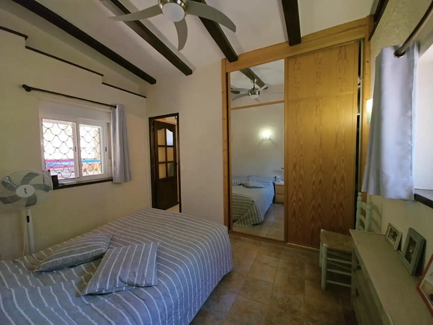 Schlafzimmer von Country house zum Verkauf in L'Ametlla de Mar  mit Privatgarten, Terrasse und Schwimmbad