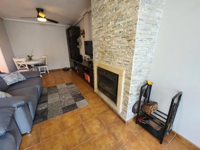 Living room of Single-family semi-detached for sale in Aldeamayor de San Martín  with Heating, Private garden and Parquet flooring