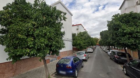 Foto 2 de Apartamento en venta en Calle Constantina, Cruz Roja, Sevilla Capital