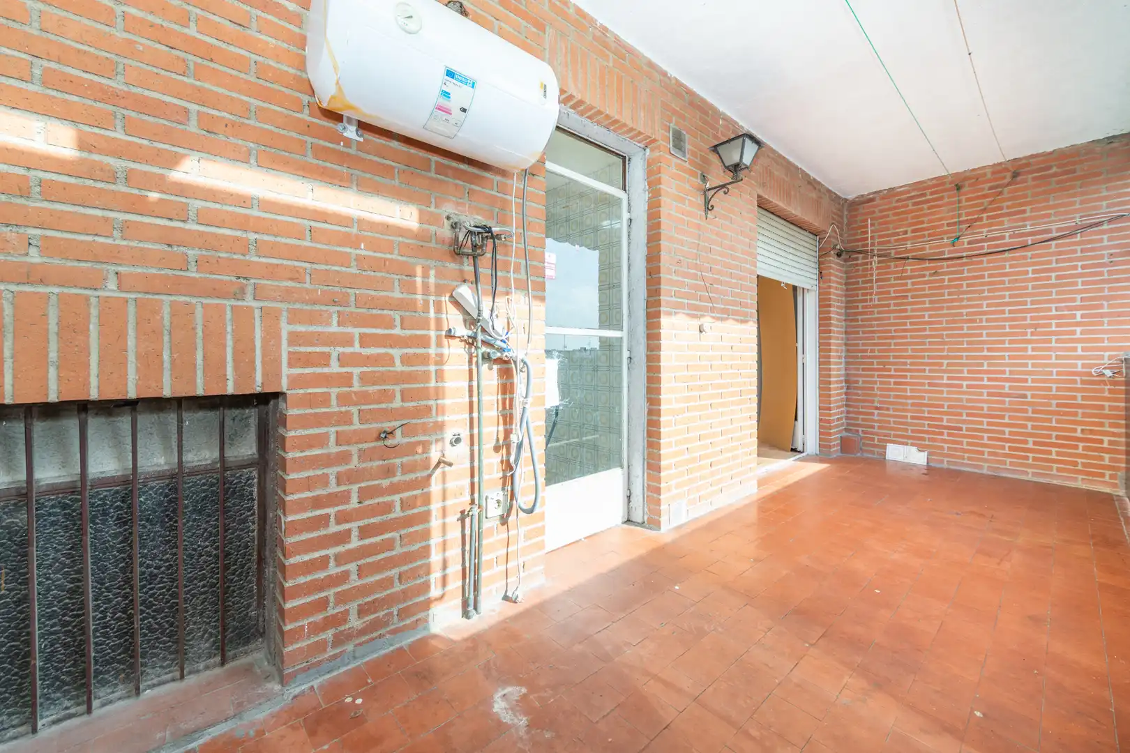 Vista exterior de Piso en venta en Fuenlabrada con Terraza