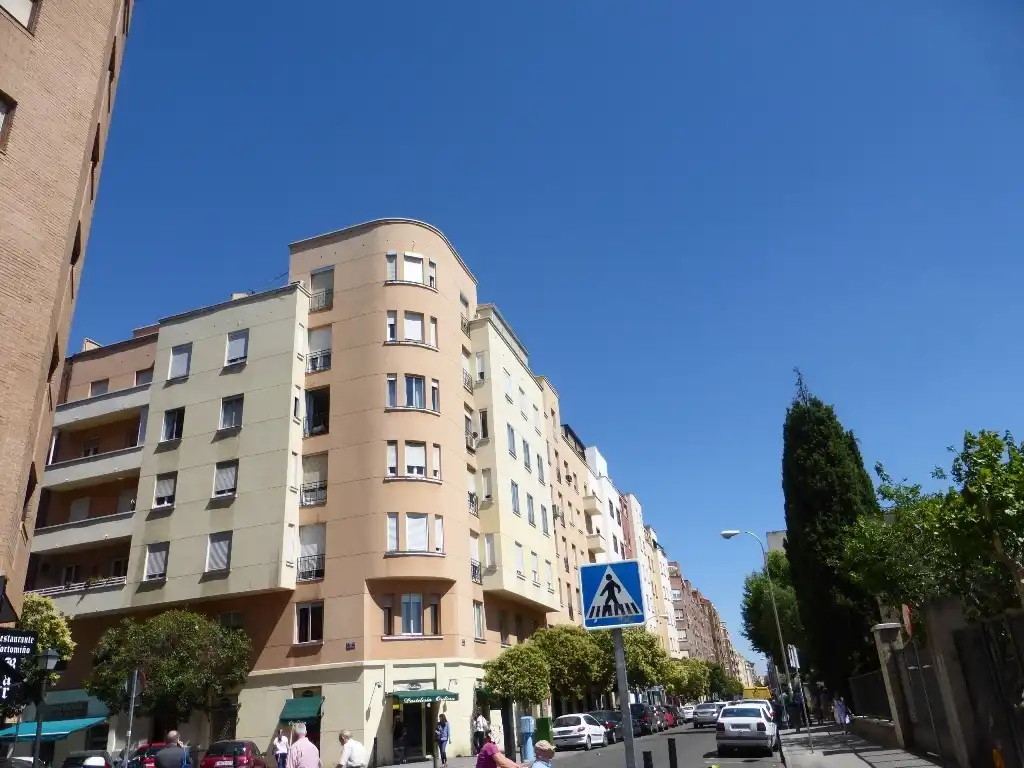 Außenansicht von Wohnung zum Verkauf in Madrid mit Klimaanlage, Heizung und Parkett