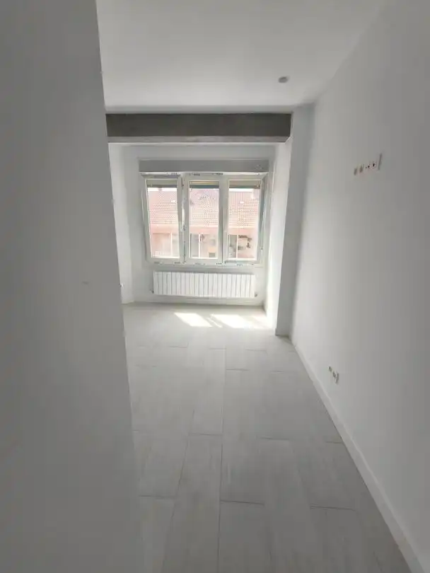 Dormitori de Apartament de lloguer en  Logroño