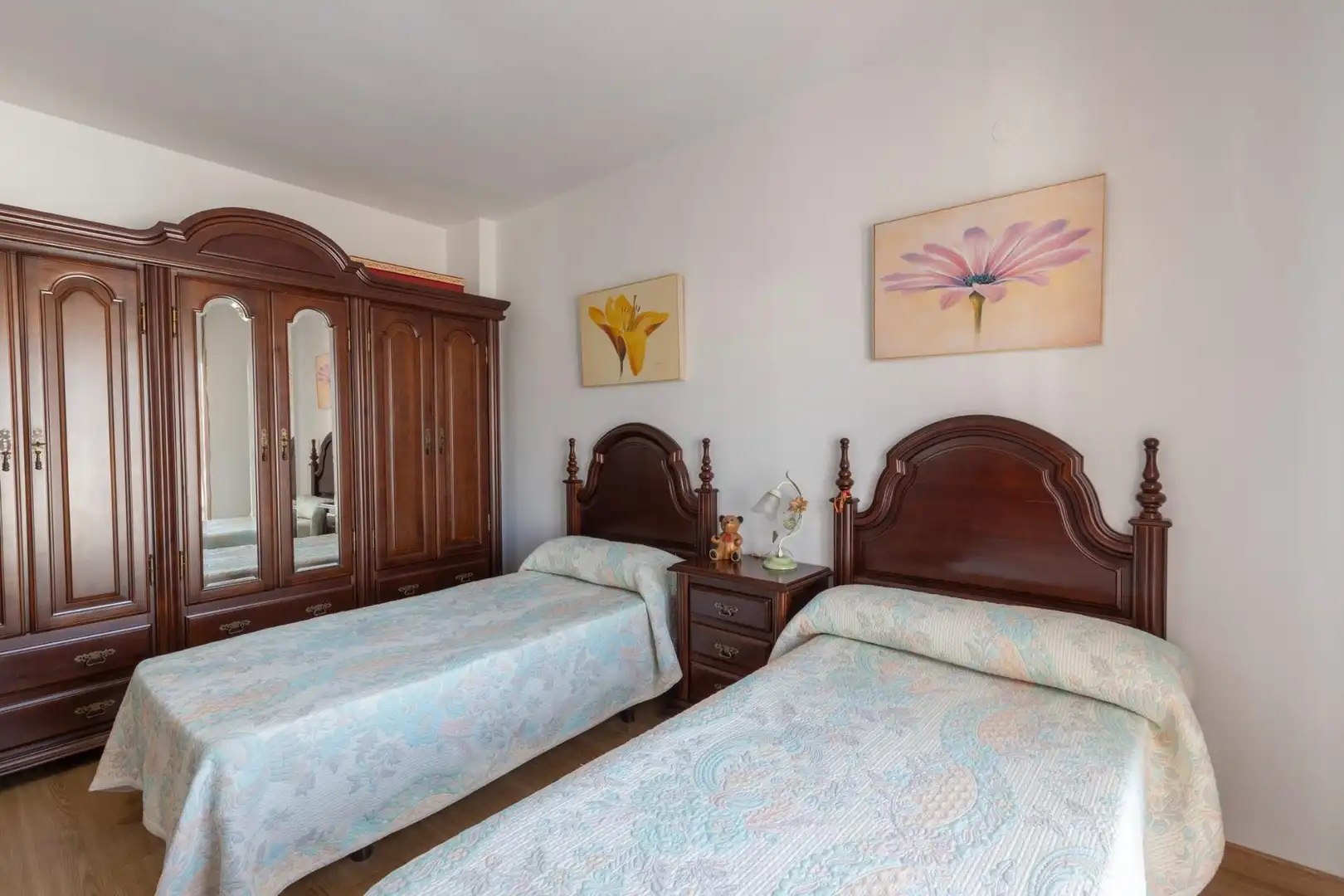 Dormitori de Casa adosada en venda en Centro de Albolote