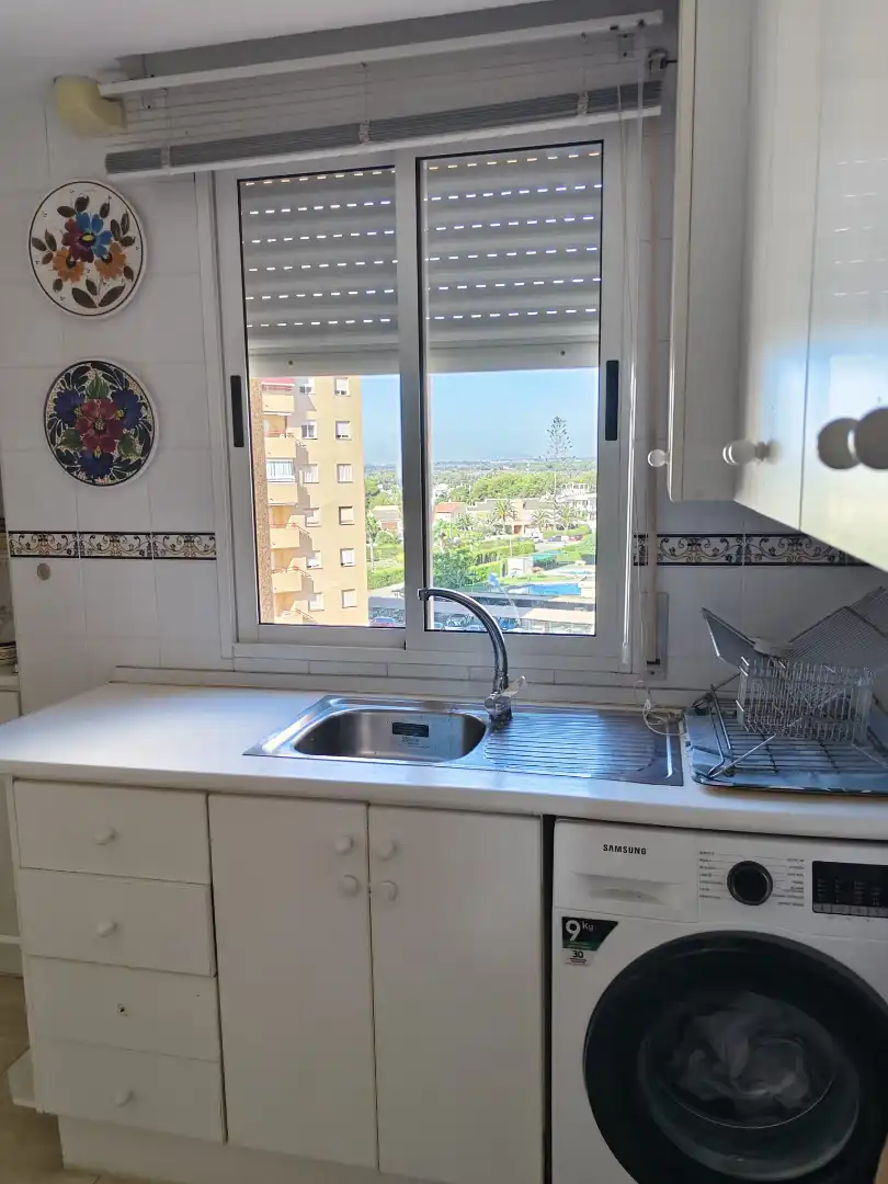 Cuina de Apartament de lloguer en Orihuela amb Aire condicionat, Calefacció i Moblat