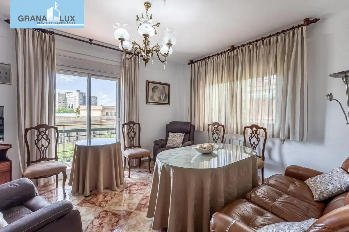 Piso con terraza en venta en Avenida de Madrid, imagen 9