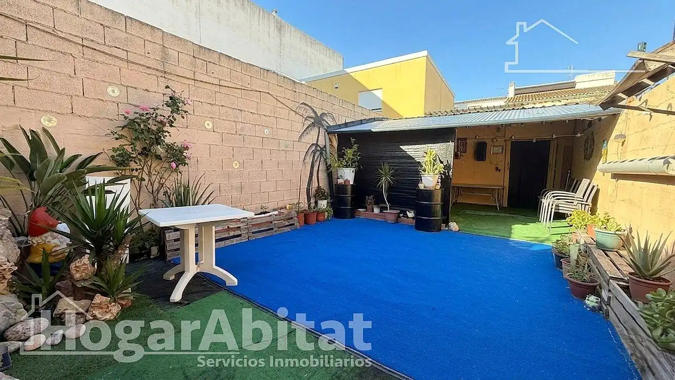Jardí de Casa adosada en venda en Palmera amb Aire condicionat, Calefacció i Terrassa