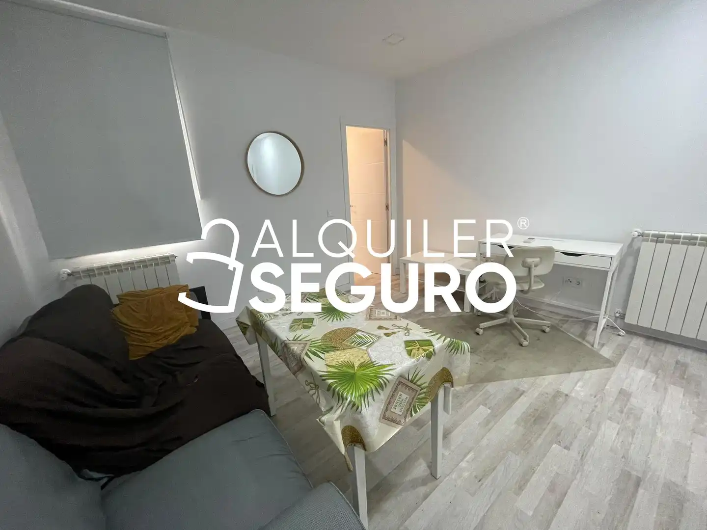 Habitación de Piso de alquiler en Madrid con Aire acondicionado, Calefacción y Amueblado