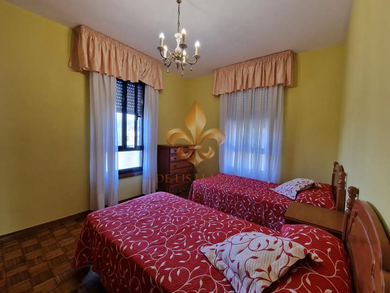 Habitación de Casa o chalet en venta en Gondomar con Calefacción, Terraza y Balcón