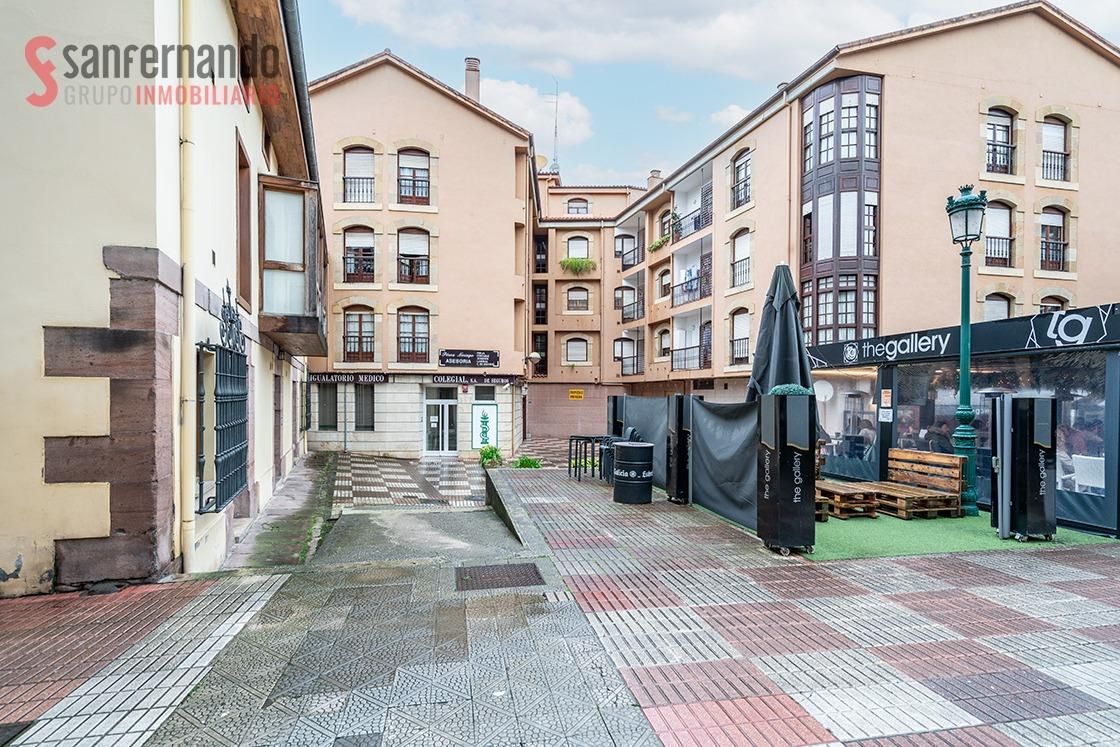 Exterior view of Flat for sale in Torrelavega   with Heating and Balcony